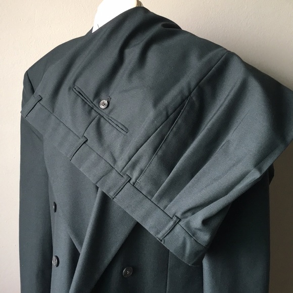 Hardy Amies London - Picture 8 of 8